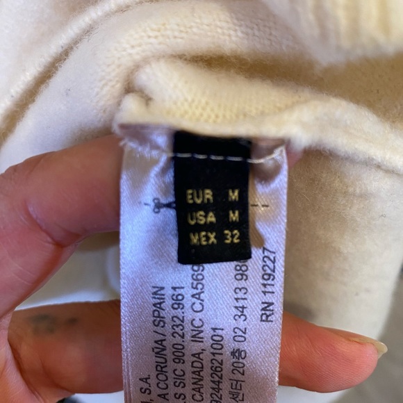 Massimo Dutti Mock Neck Sleeveless sweater - Picture 5 of 5